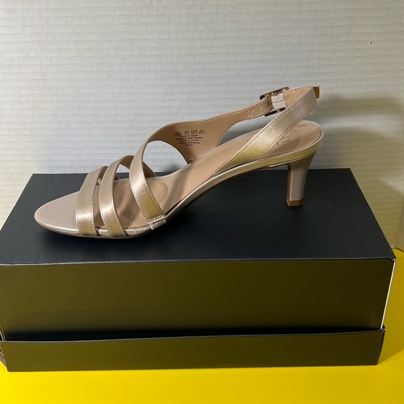 naturalizer taimi dress sandals gold Rose Womens sandals